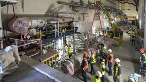 Un dessin très détaillé et coloré généré par ordinateur du Complexe tokamak d'ITER et des 15 principaux systèmes qui doivent y être installés pour le bon fonctionnement de la machine ITER. Un peu d'explanation de l'assemblage des systèmes. 